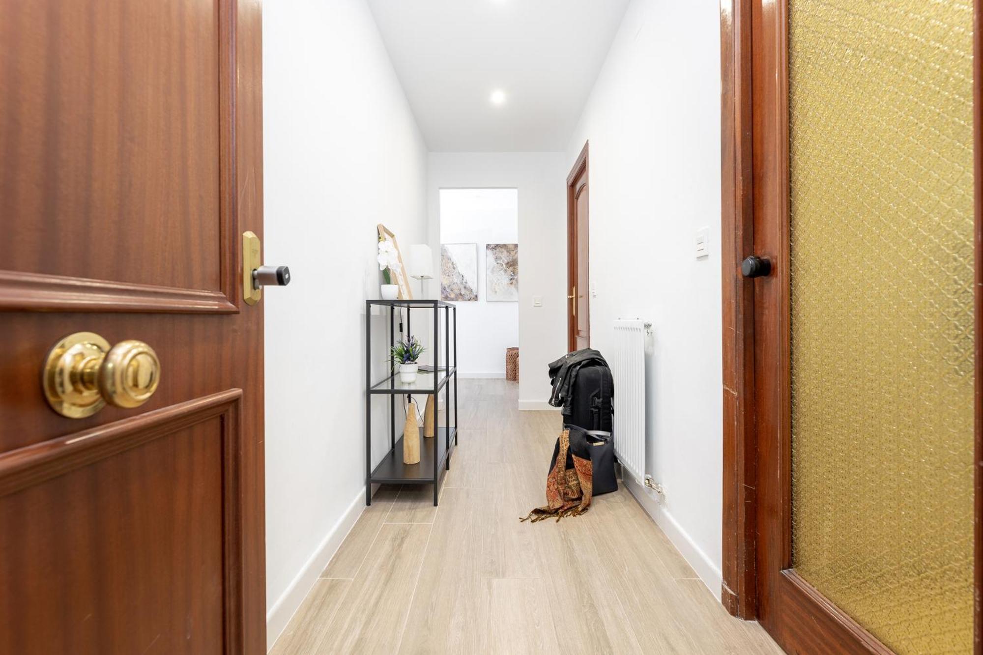 Sientete En Casa En Pangsapuri Granada